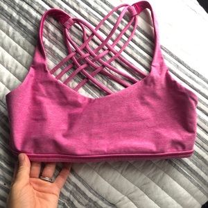Lululemon sports bra